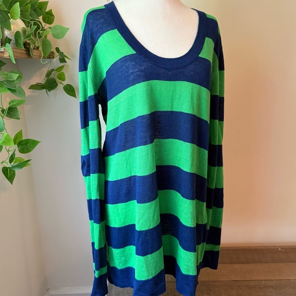 Linen Tunic - Picture 2 of 6